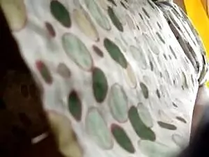 امرأة روسية على الطا ...