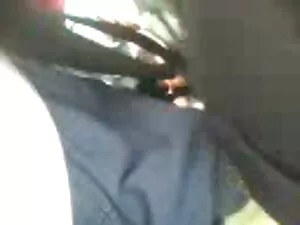 الرجال يرتدون الملاب ...