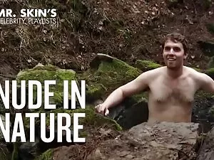 فتاة مذهلة الاسترخاء ...