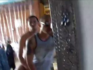 اثنين الساخنة العاهر ...