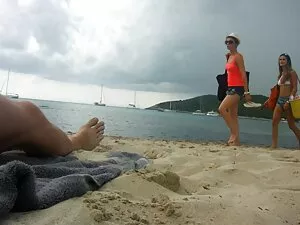 الرجل كان شابة سمراء ...