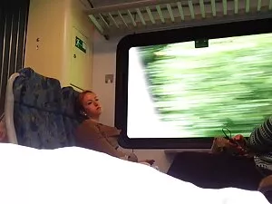 هناك مقاطع سكس اجنبي ...