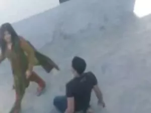 الطالب يحب أول تجربة ...