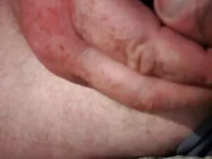 مفلس فتاة cums في عل ...